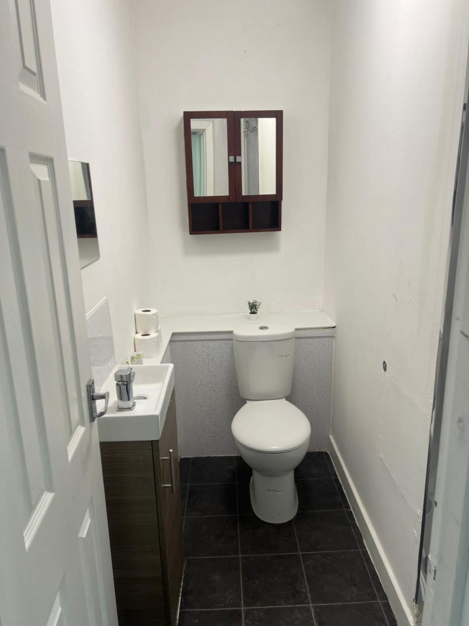 Great Western Road Studio With En Suite Glasgow Exterior photo