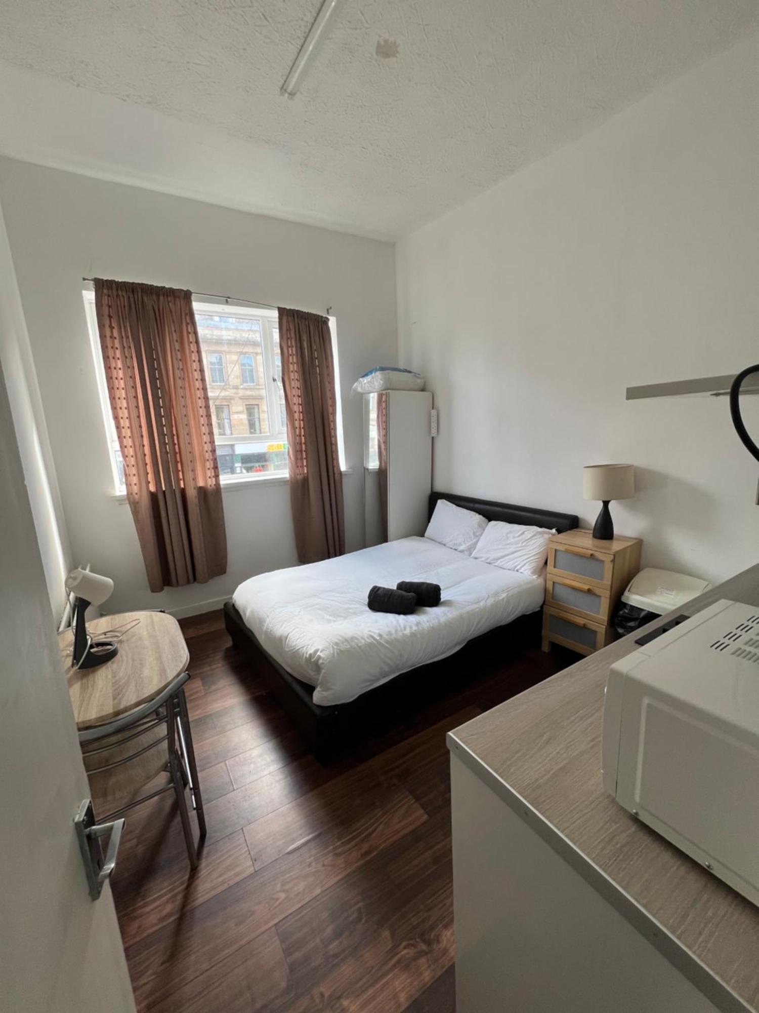 Great Western Road Studio With En Suite Glasgow Exterior photo